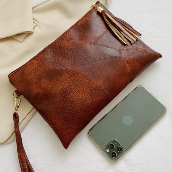 PU Large Clutch Purse - Picture 4 of 5